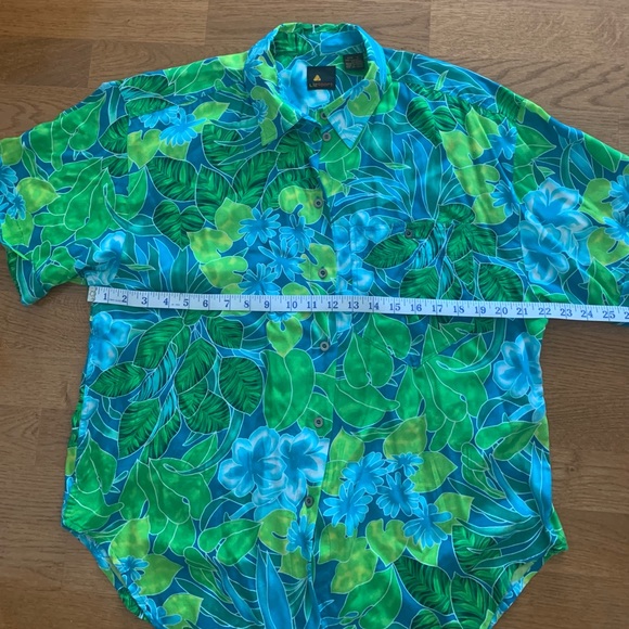 Liz sport ,100% Rayon ,Unisex Hawaiian Shirt ,Size Large - Picture 3 of 7